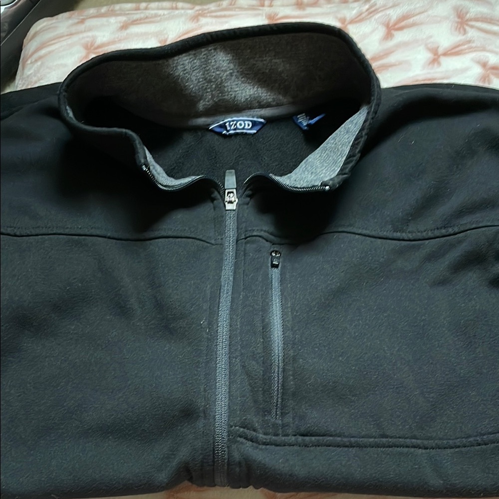 IZOD Men's Black Zip Up Vest